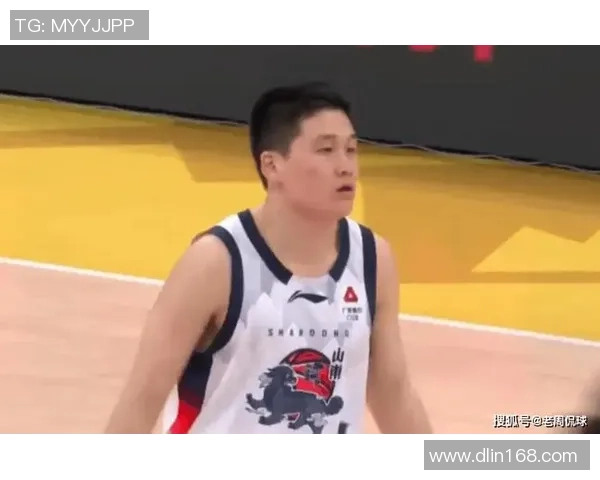 山东男篮今日启程前往上海外援领衔谢智杰王证随队出征