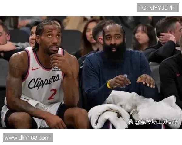 快船自与保罗分手后表现回暖战绩8胜6负净效率排名第六